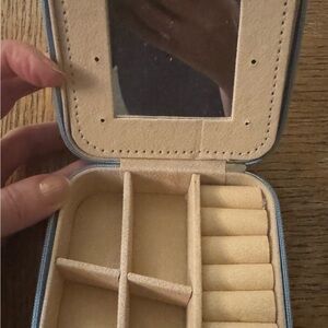 Compact Jewelry Organizer with Mirror baby blue, size 4x4 travel rings earrings